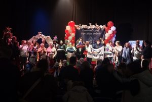 Ilusión y tradición marcan la gala del Cartero Real y la presentación de la Cabalgata de Reyes en Bellavista